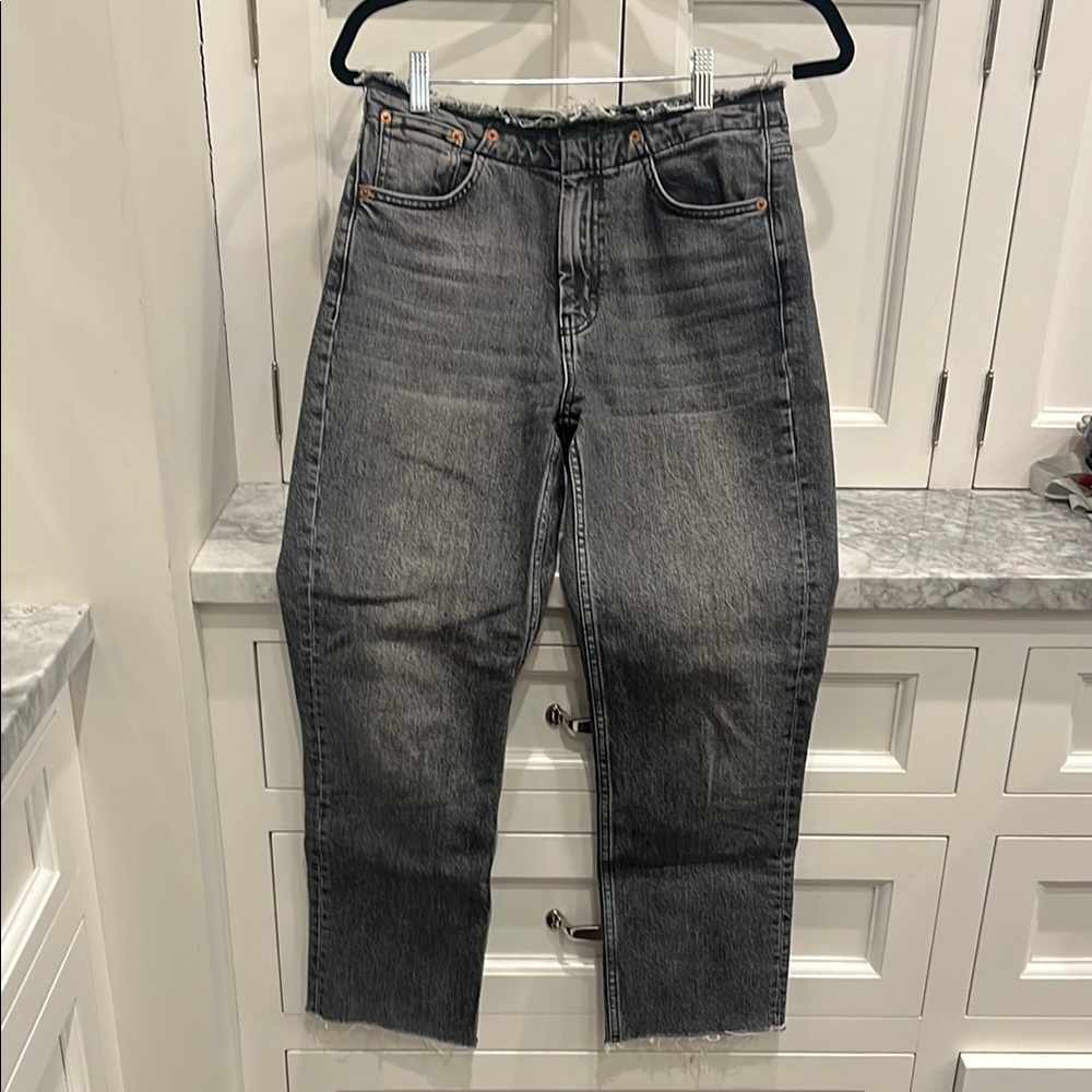 Top shop woman’s grey jeans